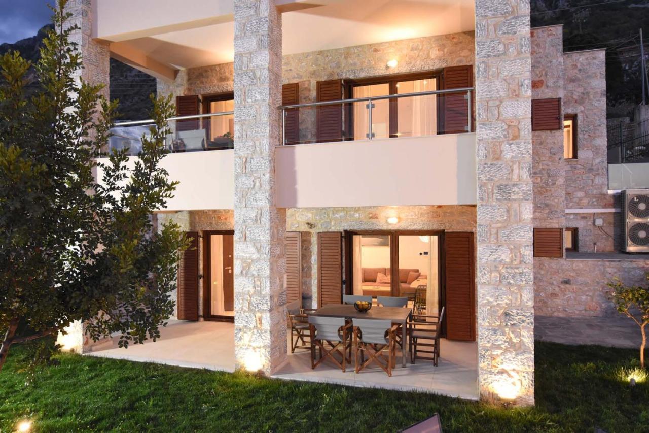 Villa Dafni - Infinite Sea Vistas With Private Pool Kalamata Exterior foto