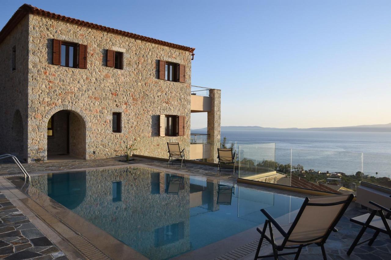 Villa Dafni - Infinite Sea Vistas With Private Pool Kalamata Exterior foto
